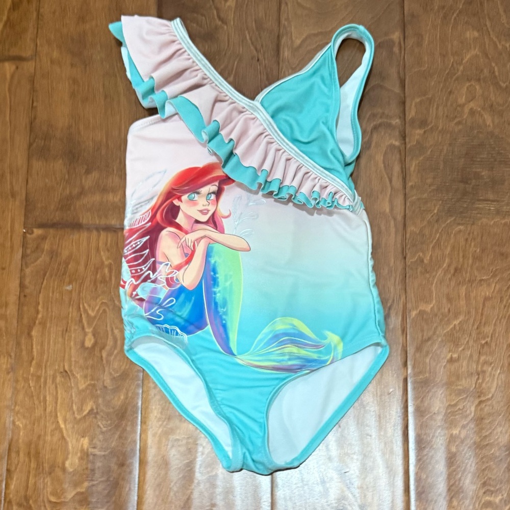 Like New Size 5/6 Ariel Kids Swimwear
